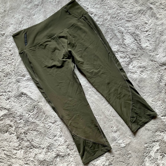 Rare RYU Made in Vancouver cropped yoga tights khaki green medium like lululemon - Picture 2 of 8